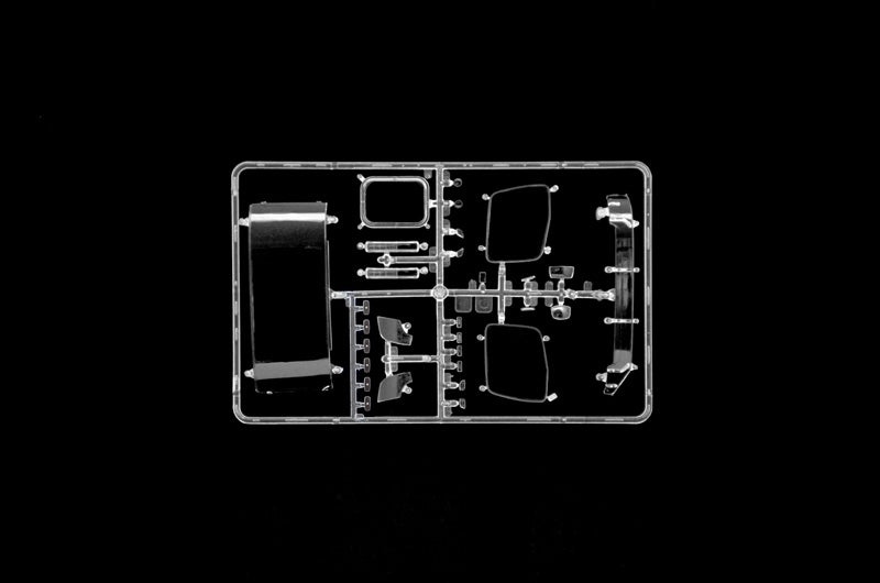 Italeri 3968 MB Actros MP4 Big Space - Grand Prix Edition 1/24 – Bild 9