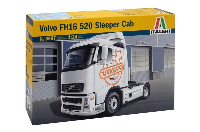 Italeri 3907 VOLVO FH16 520 SLEEPER CAB – zdjęcie 2