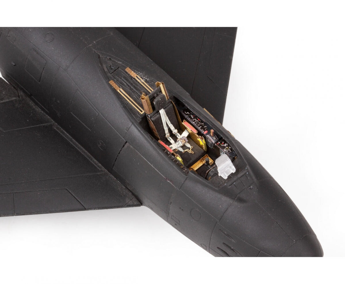 Eduard FE1499 F-86F-25/30 Airfix 1/48 – immagine 3