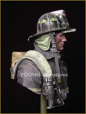 Young Miniatures YC1801 FIRE FIGHTER 1/10 – Bild 4
