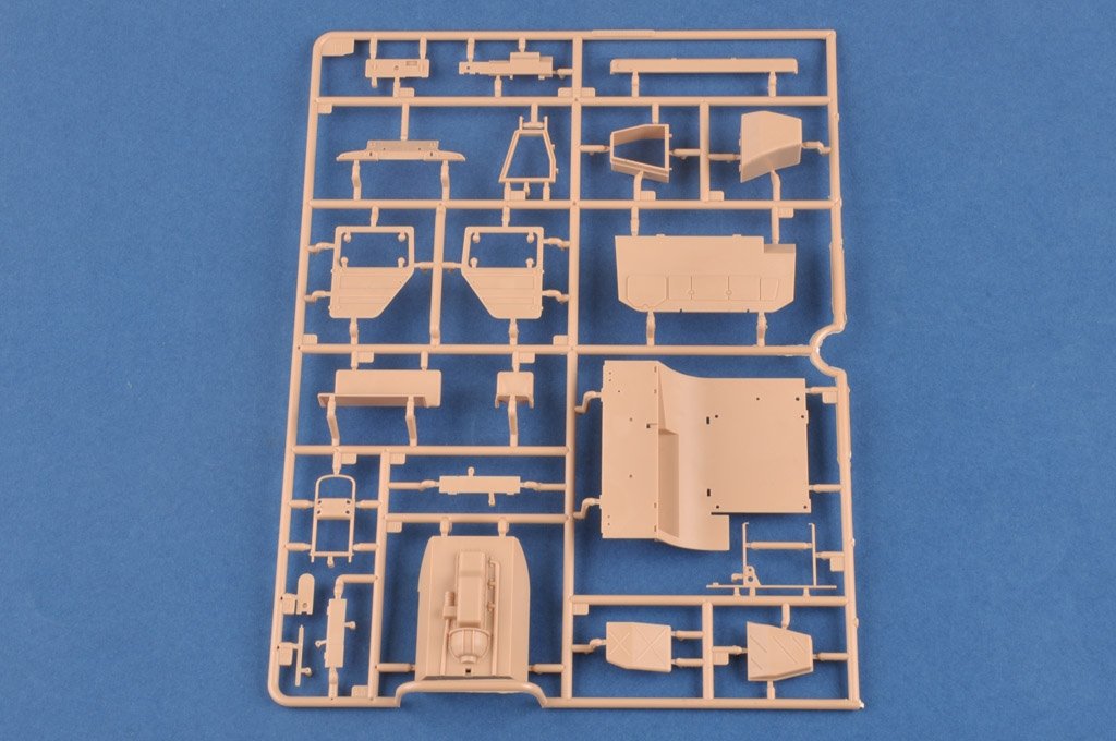 Hobby Boss 85521 LKW 7t mil gl LARS2 1/35 – Bild 9