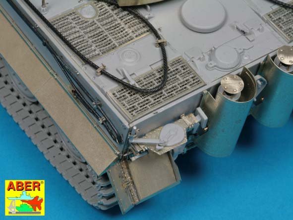 Aber 35K10 Pz.Kpfw. VI Ausf.E (Sd.Kfz.181) Tiger I – Late version (premium set) 1/35 – zdjęcie 11