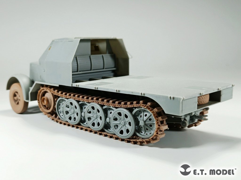 E.T. Model P35-060 WWII German Sd.Kfz.7(8t) Sprockets &amp;amp; Track links ( 3D Printed ) 1/35 – immagine 6
