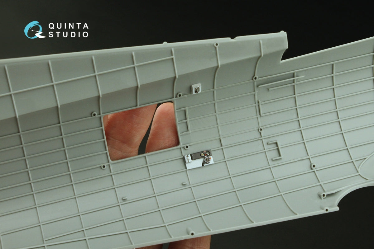 Quinta Studio QD32236 Boeing B-17E/F Navigator, bombardier, waist and tail gunners compartments. 3D-Printed coloured Interior (HK models) 1/32 – immagine 6
