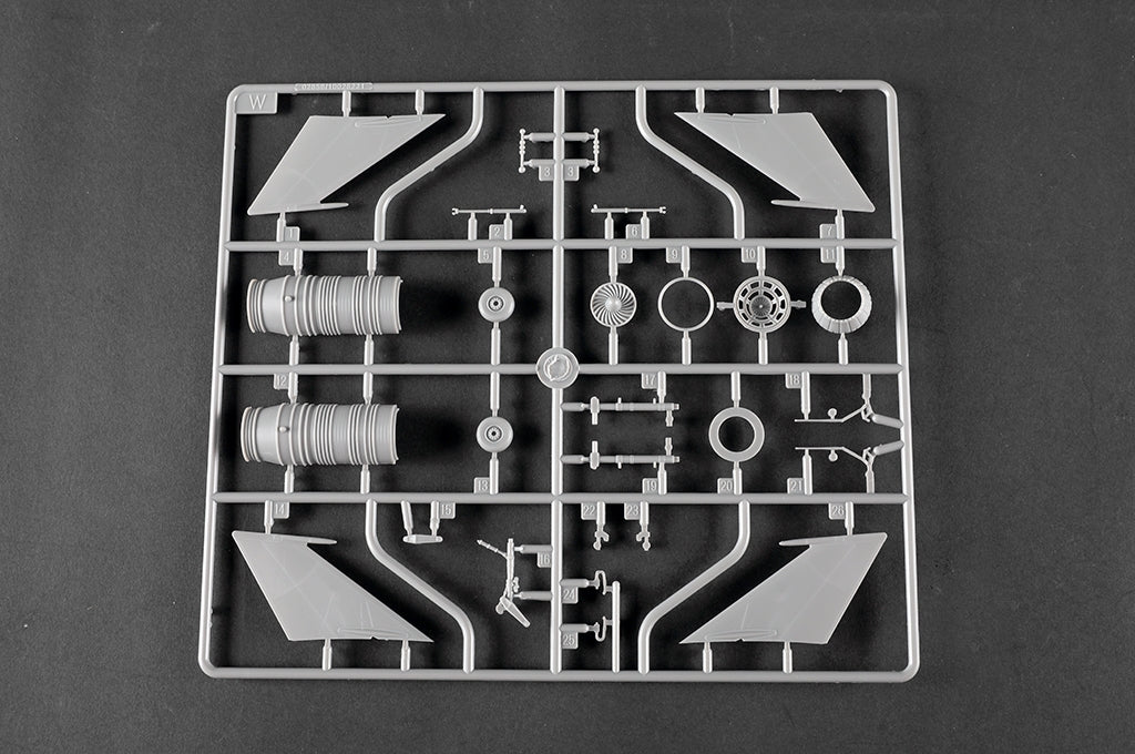 Trumpeter 02825 JJ-7A Trainer 1/48 – Bild 21