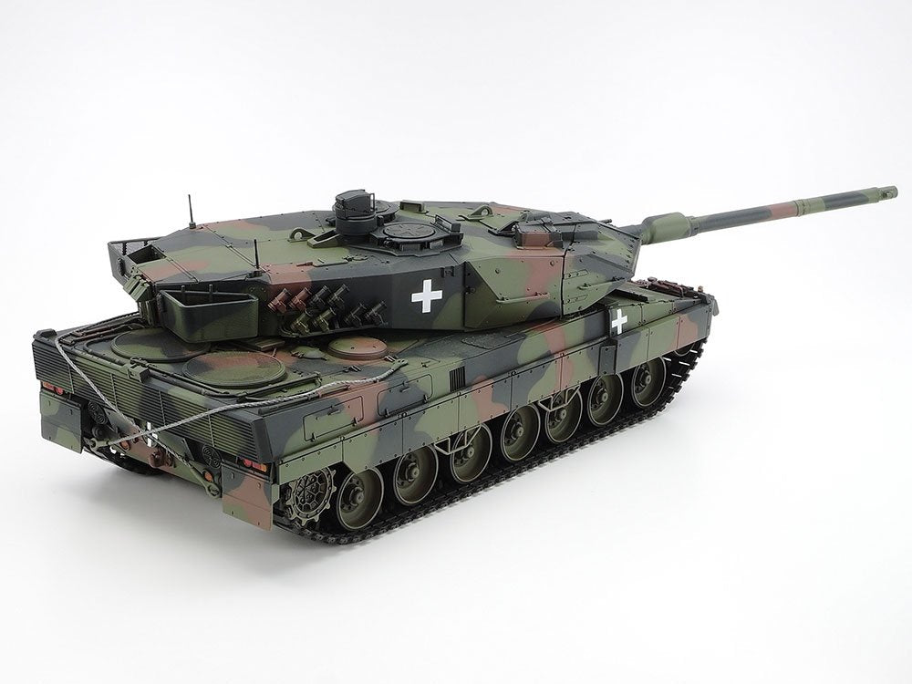 Tamiya 25207 Leopard 2A6 Tank &amp;quot;Ukraine&amp;quot; 1/35 – Bild 3