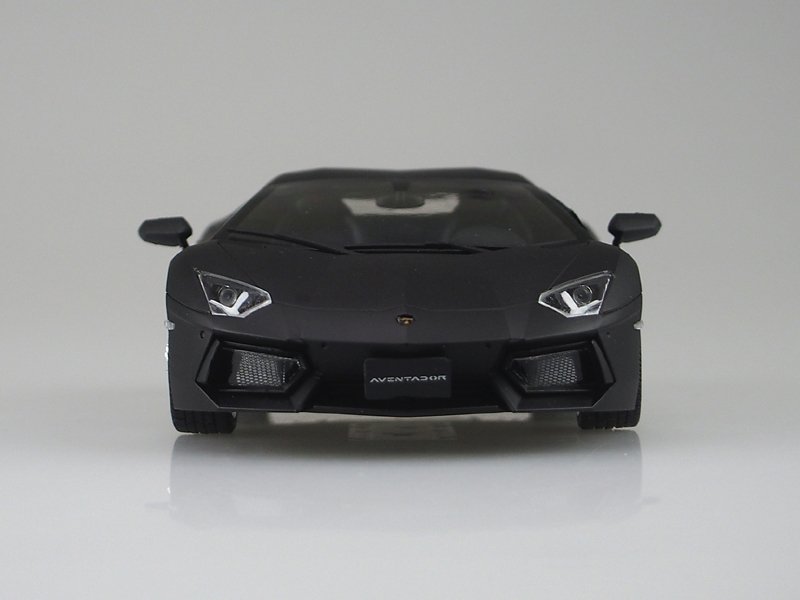 Aoshima 02738 Lamborghini Aventador LP700-4 Matte Black 1/24 – Bild 7