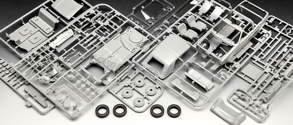 Coffret cadeau Revell 05636 - 50 ans de VW Golf 1 1/24 – image 10