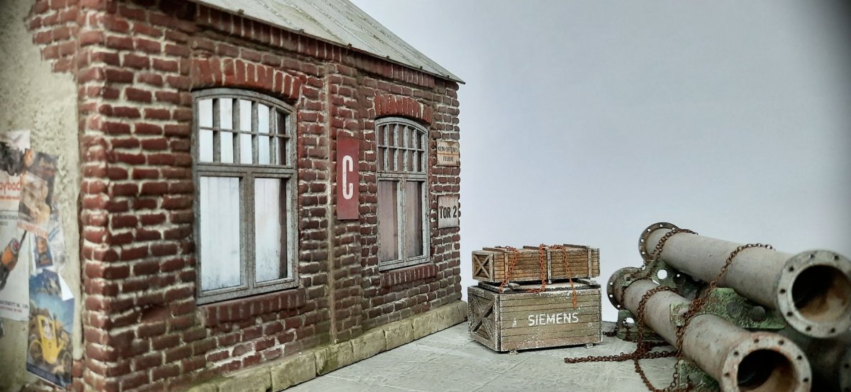 RT-Diorama 35286 Diorama-Base: &amp;quot;Factory Yard&amp;quot; 1/35 – Bild 6