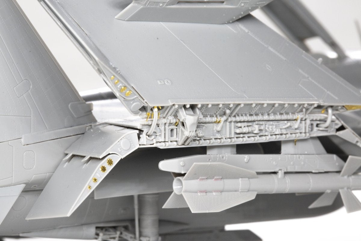 MiniBase 8001 SU-33 Flanker-D 1/48 – zdjęcie 27