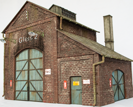 RT-Diorama 35020 LOCOMOTIVE SHED 1/35 – immagine 6