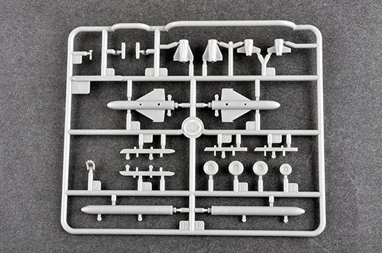 Trumpeter 03930 Xian H-6K Strategic Bomber 1/144 – immagine 5