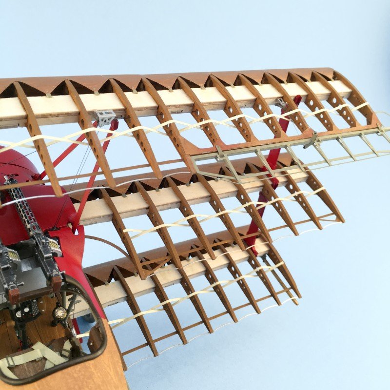 Artesania Latina 20350 Fokker Dr.I Red Baron&amp;#39;s Airplane 1/16 – immagine 10