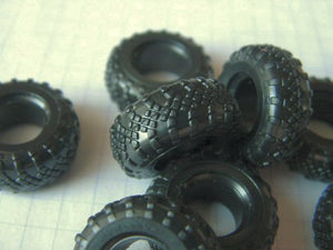 PST A002 THE TYRES FOR MAZ TRACTOR 1/72 – zdjęcie 2
