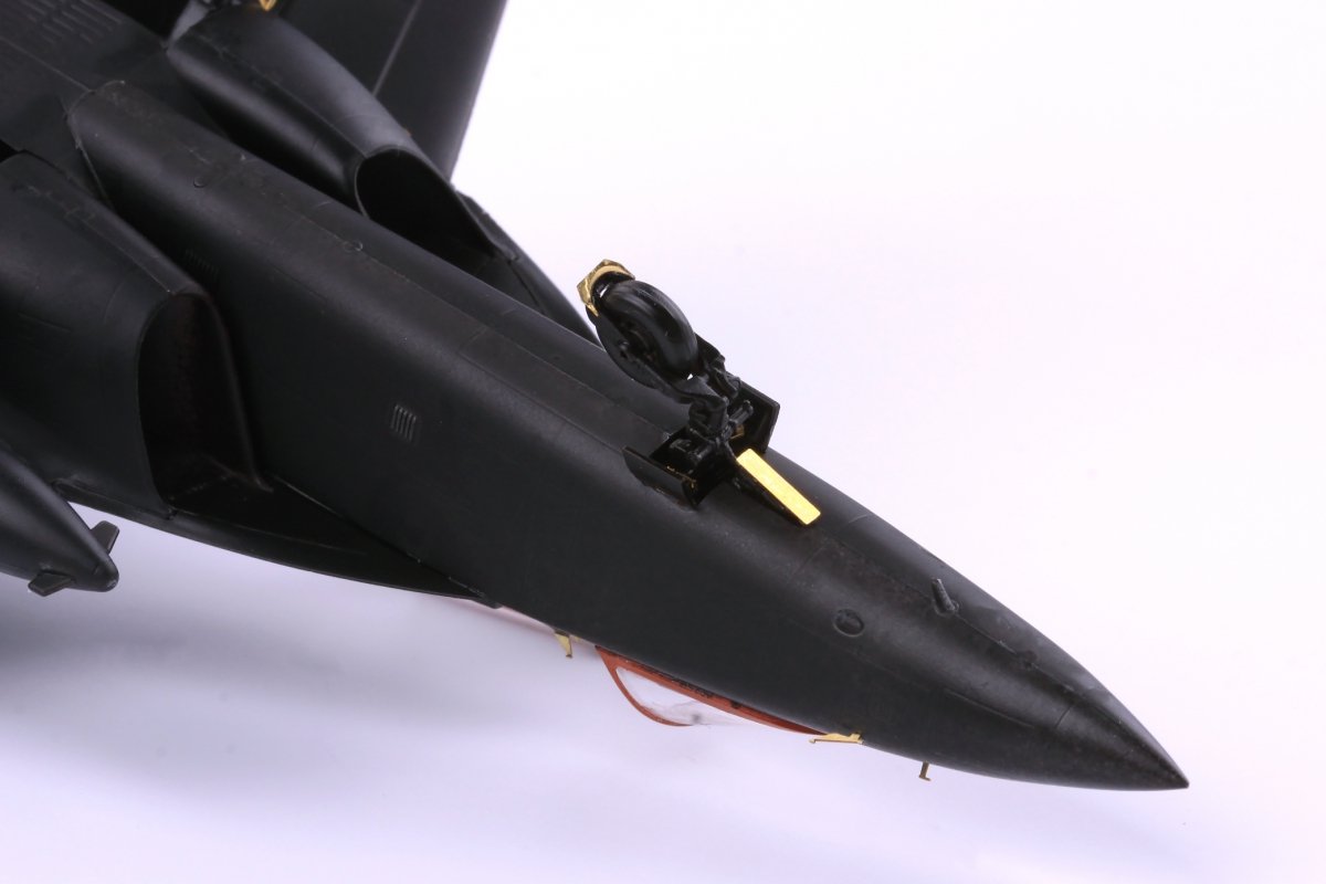 Eduard 73618 Yak-130 ZVEZDA 1/72 – Bild 8