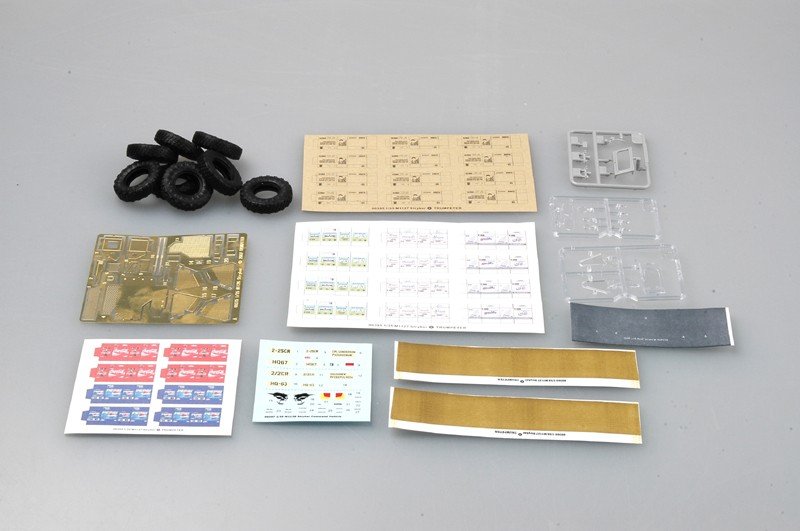 Trumpeter 00397 M1130 Stryker Véhicule de commandement (1/35) – image 8