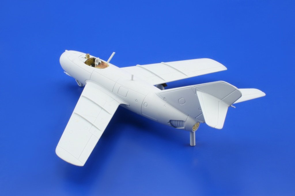 Eduard 73358 MiG-15 1/72 AIRFIX – image 3