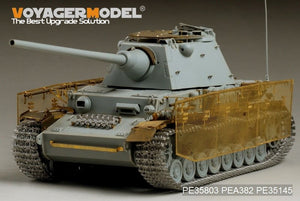 Voyager Model PEA382 German Pz.Kpfw.IV Ausf.J mit Panther F turret &amp;quot;Thoma shields&amp;quot; wire mesh schürzen 1/35 – zdjęcie 3