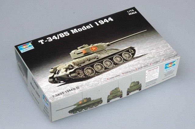 Trumpeter 07207 Soviet T-34/85 MOD.1944 1/72 – image 2