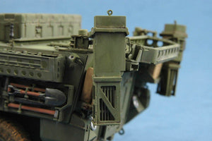 Trumpeter 01575 American M1132 Engineer Squad Vehicle 1/35 – immagine 4