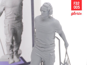 Gloria F32005 Ground Crew US Air Force vol.5 3D Printed Figures 1/32 – immagine 4