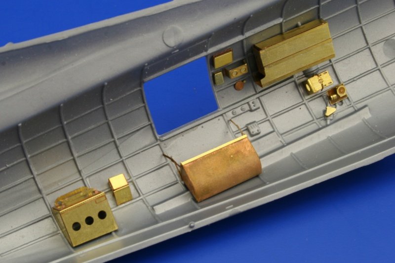 Eduard 49362 B-17G rear interior 1/48 Revell – image 7