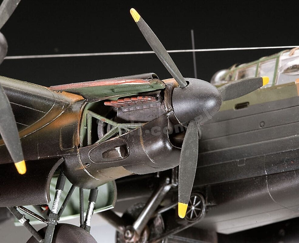Revell 64295 Lancaster B. III Dambusters - maquette au 1/72 – image 6