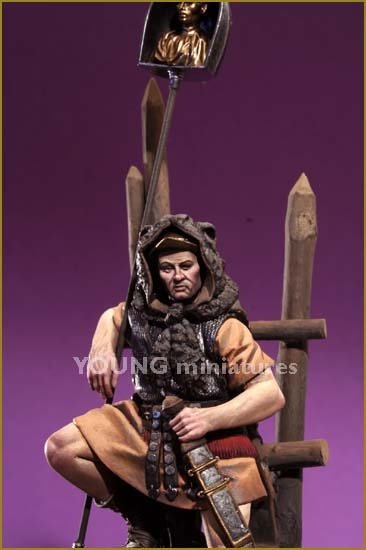Young Miniatures YH7004 Roman Imaginifer 1st Century AD 70mm – image 2