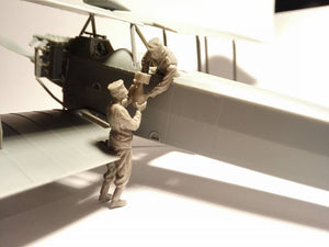 Maquettes Copper State Models F48-005 Personnel allemand - chargement de bombes 1/48 – image 2