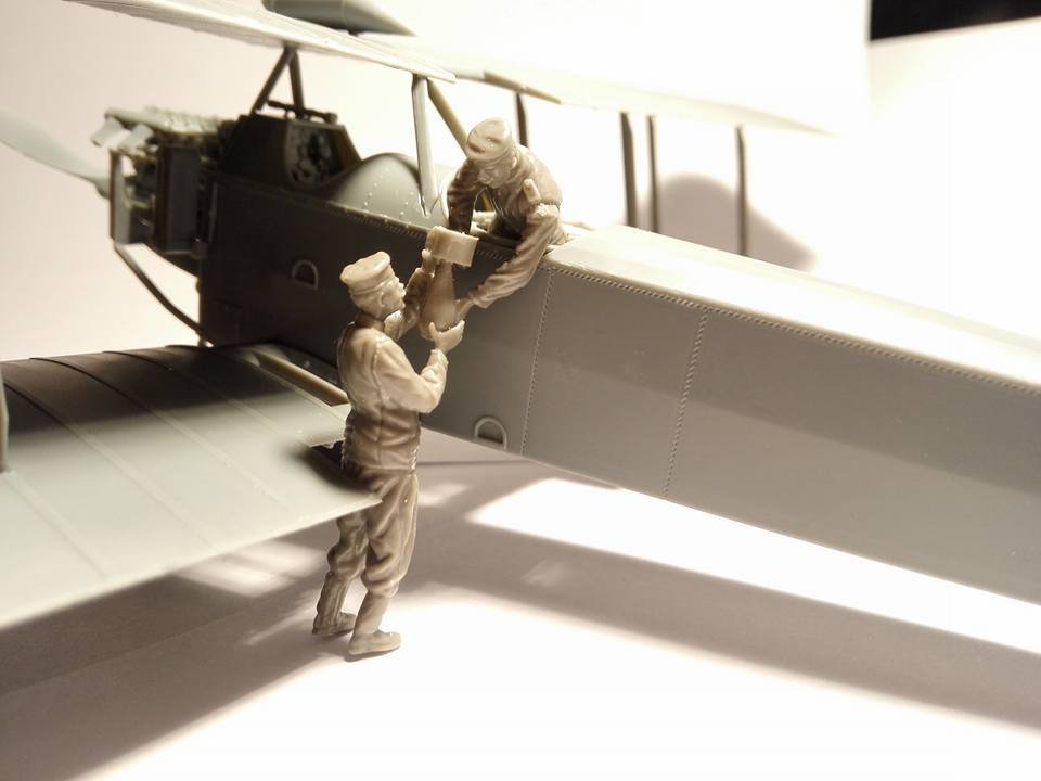 Maquettes Copper State Models F48-005 Personnel allemand - chargement de bombes 1/48 – image 2
