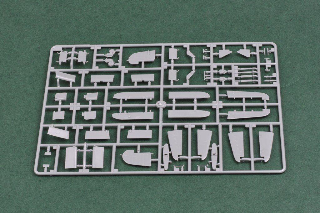 Hobby Boss 80387 F4U-4 Corsair Late version 1/48 – imagen 8