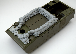 Panzer Art RE35-620 LVT-5 sandbags armor 1/35 – Bild 2