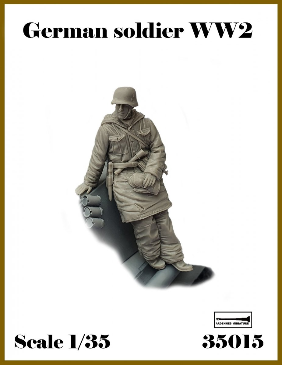 Ardennes Miniature 35015 WW2 GERMAN SOLDIER 1/35