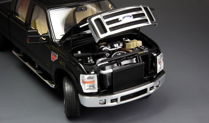 Meng Model CS-001 Ford F-350 Super Duty Crew Cab 1/24 – immagine 2