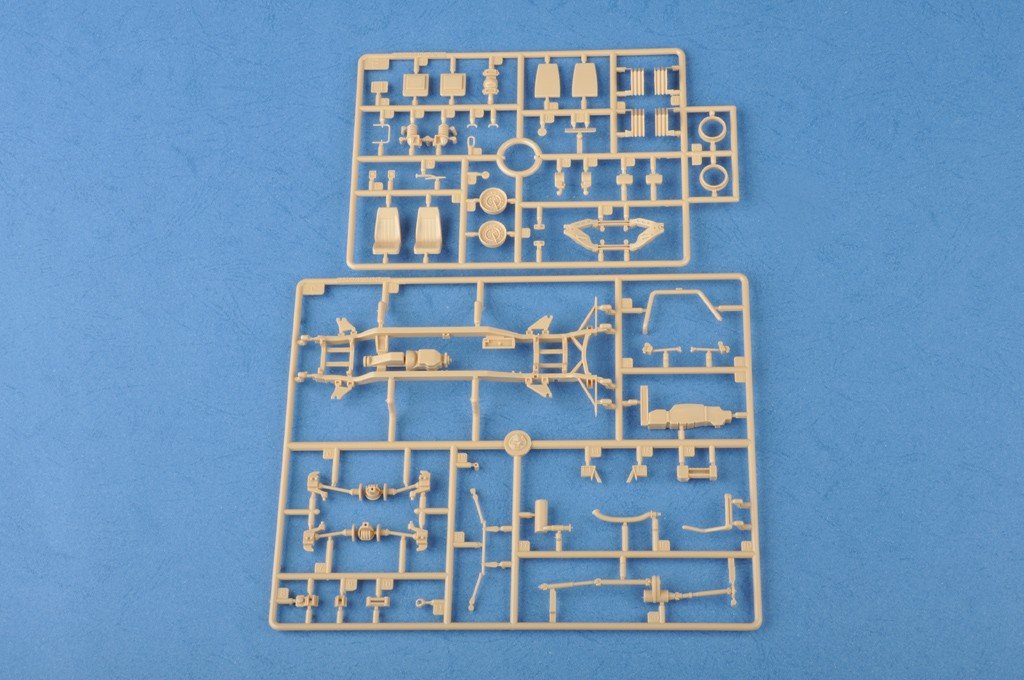 Hobby Boss 82469 Meng Shi 1.5 ton Military Light Utility Vehicle 1/35 – zdjęcie 5