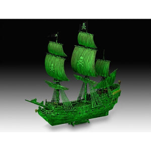 Revell 05435 Vaisseau fantôme (1/150) – image 2