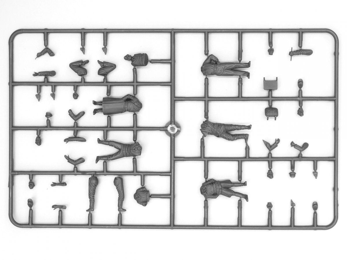 ICM DS4801 WWII Luftwaffe Airfield (Messerschmitt Bf-109F-4, Henschel Hs-126 B-1, German Luftwaffe Pilots and Groun) 1/48 – image 6