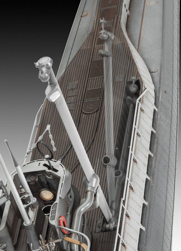 Revell 05133 German Submarine Type IX C/40 – immagine 3