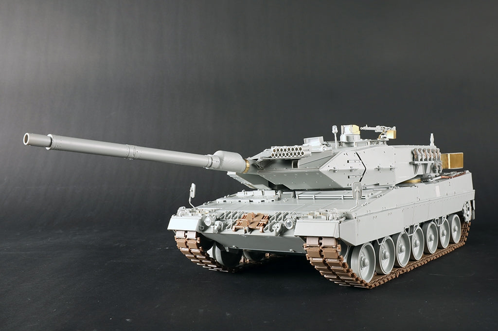 Trumpeter 00966 German Leopard 2 A6 MBT 1/16