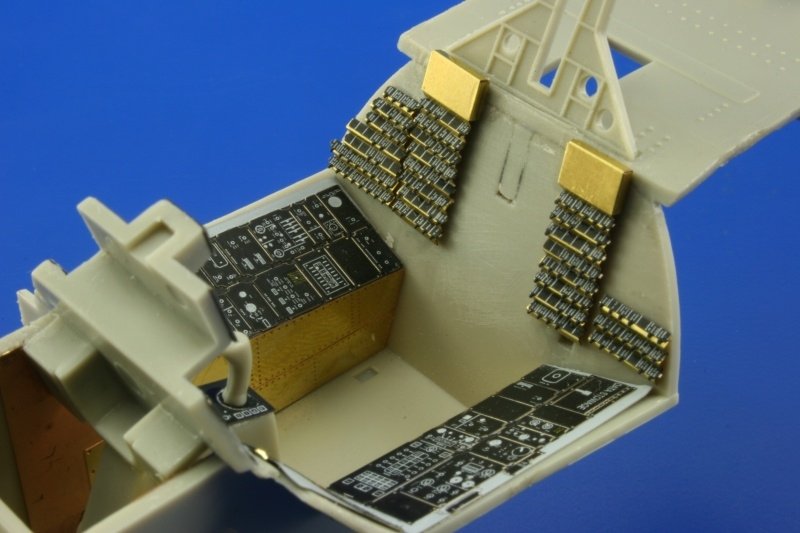 Intérieur du F-14A Eduard 32529 au 1/32 Tamiya – image 8
