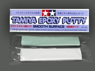 Mastic époxy Tamiya 87052 pour une surface lisse 