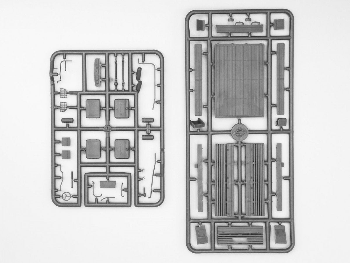 ICM 72815 APA-50М(ZiL-131) Airfield mobile electric unit 1/72 – zdjęcie 4