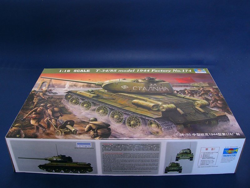 Trumpeter 00904 T-34/85 Model 1944 &amp;quot;Factory No.174&amp;quot; 1/16 – immagine 2