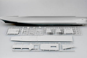 Trumpeter 04521 Russian cruiser Admiral Lazarev Ex-Frunze 1/350 – immagine 4