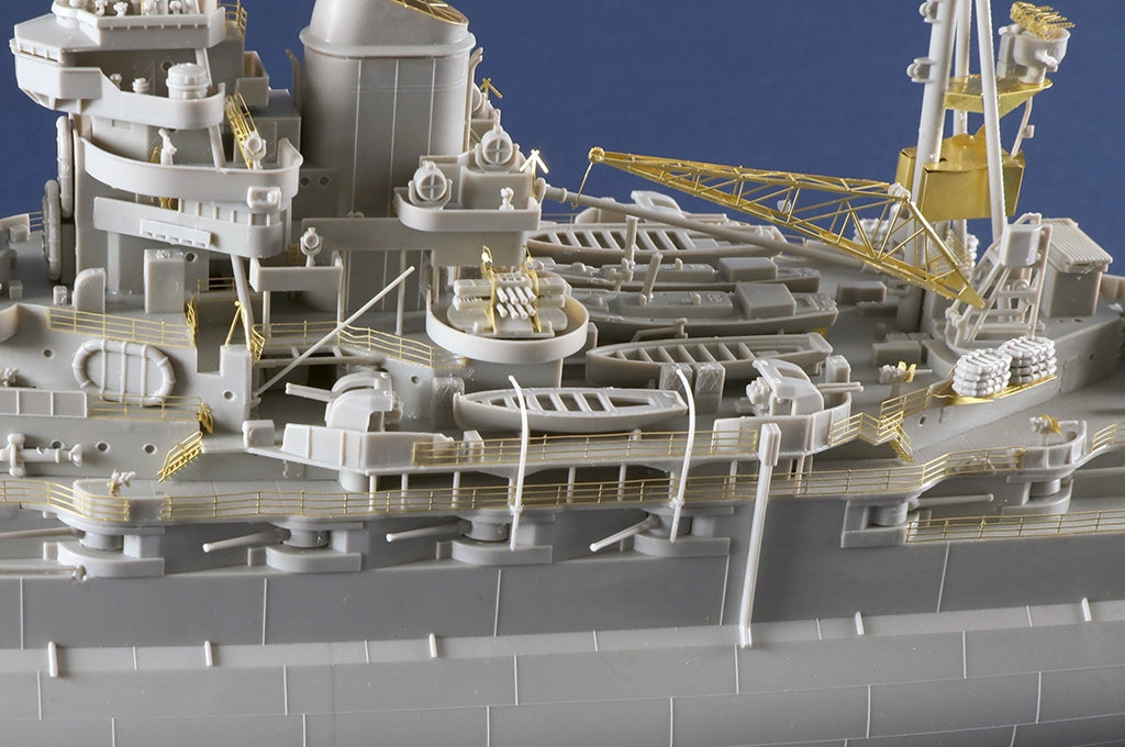 Trumpeter 05379 HMS Resolution 1/350