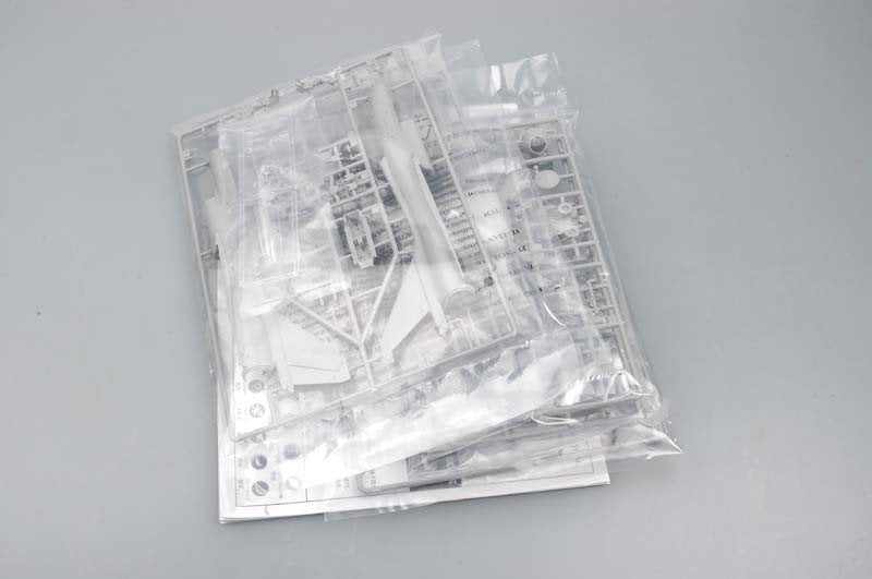 Trumpeter 01644 Chinese J-10S fighter 1/72 – immagine 2