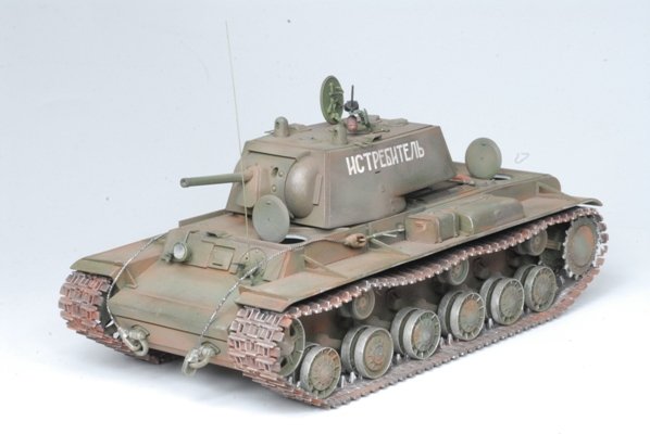 Zvezda 3539 KV-1 Soviet Heavy Tank 1/35 – immagine 4