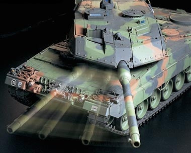 Tamiya 56020 R/C Leopard 2 A6 Main Battle Tank Full-Option Kit 1/16 – immagine 5