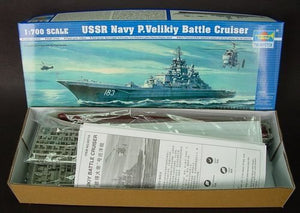 Trumpeter 05710 USSR Navy P. Velikiy Battle Cruiser 1/700 – Bild 3