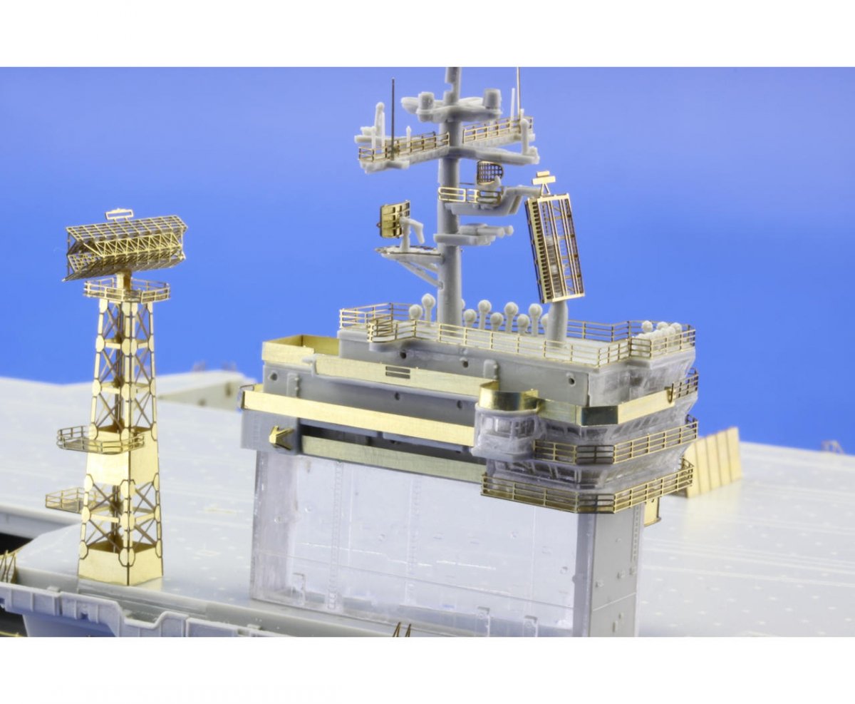 Eduard 17029 USS Nimitz CVN-68 TRUMPETER 1/700 – immagine 9